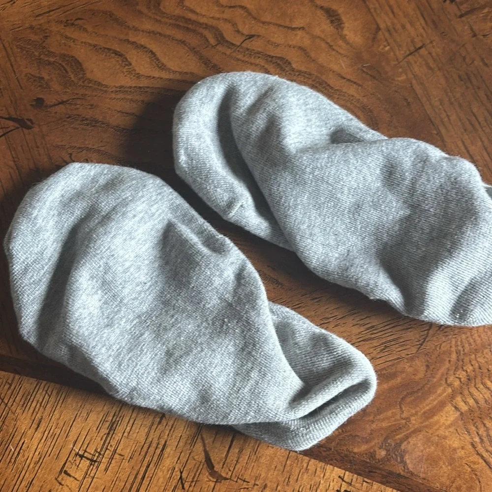 Gray ankle socks